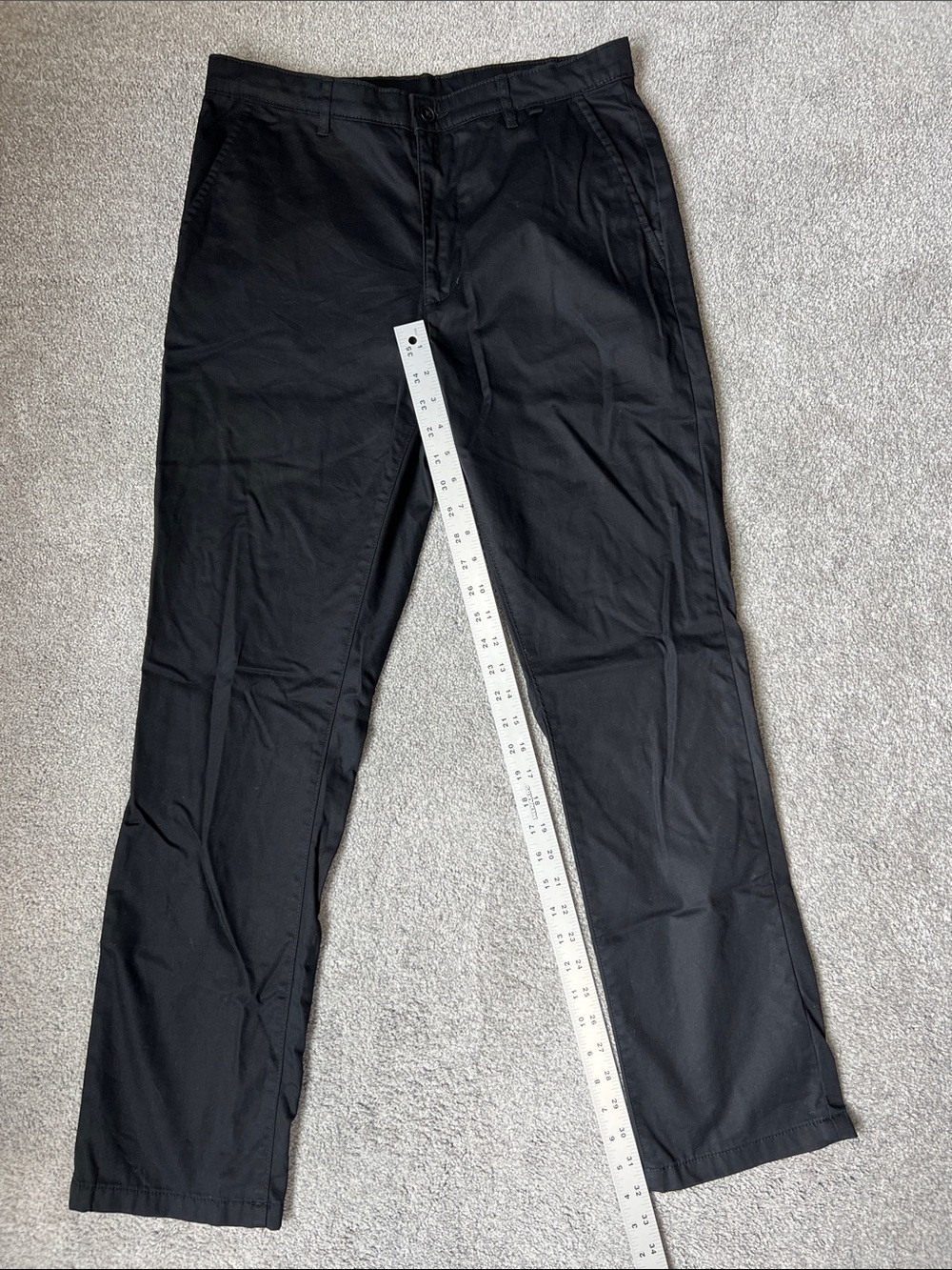 Claiborne easy care Men’s 32x32 pants. Black